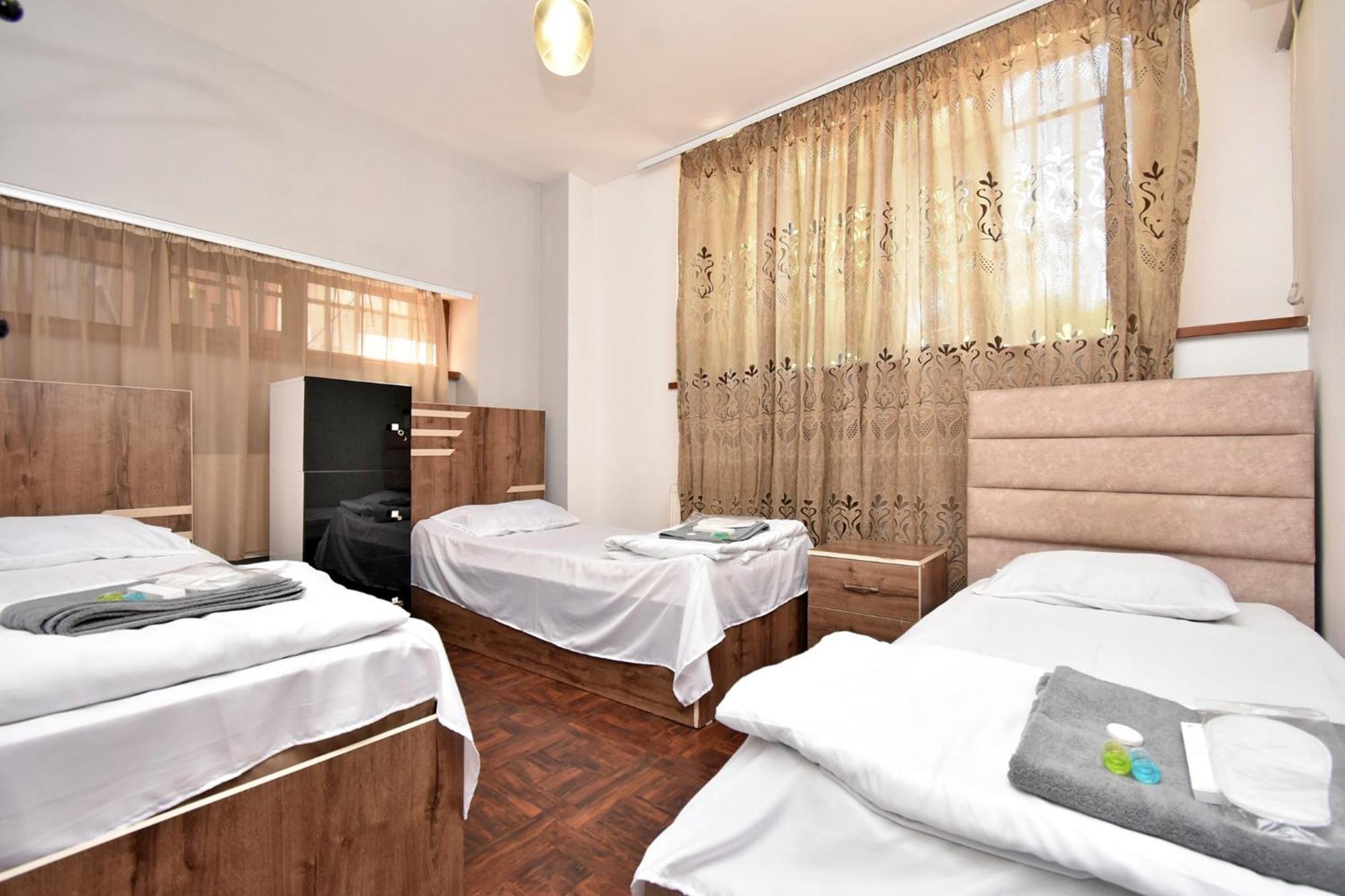 S A Guest House Yerevan Ngoại thất bức ảnh