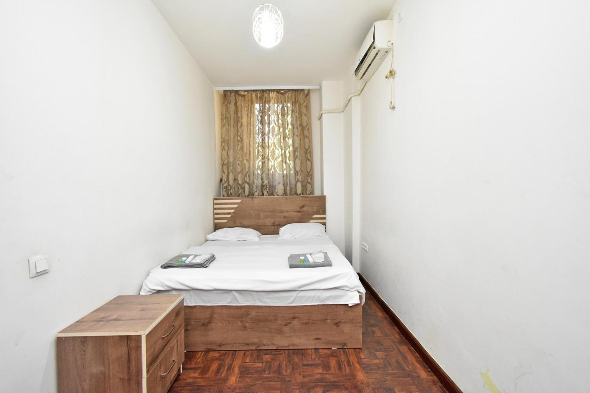 S A Guest House Yerevan Ngoại thất bức ảnh